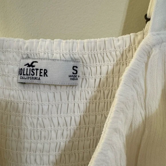 Hollister Ivory Top - Picture 3 of 3